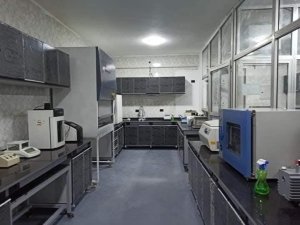 معمل التشخيص البيطري بكلية الطب البيطري جامعة بنها