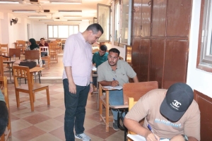 متابعة انتظام امتحانات الفصل الدراسي الصيفي بكلية الطب البيطري – جامعة بنها